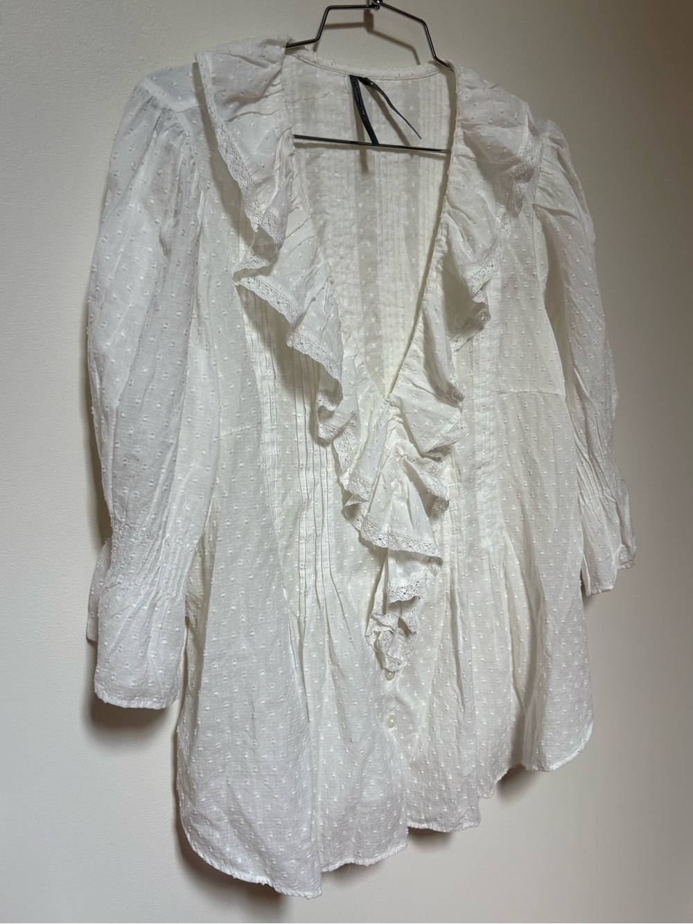 NWOT By Anthropologie Ruffled Pin-Tuck Button-Front Blouse Size Medium - Picture 5 of 13